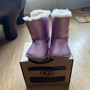 UGG Australia infant Cassie metallic baby pink bootie